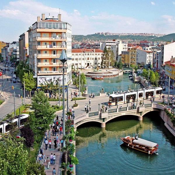 İzmir Çıkışlı Konaklamalı 1 Gece 2 Gün Eskişehir Turu