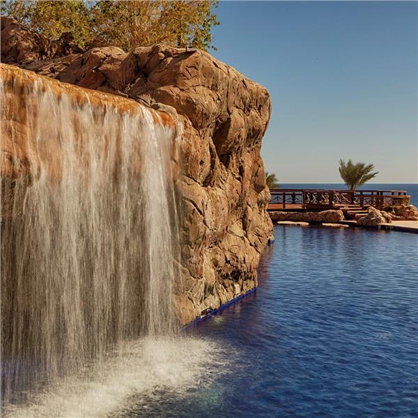 İzmir'den Uçak İle Çıkışlı 3 Gece 4 Gün 5 Yıldızlı Sheraton Sharm Hotel Konaklamalı Sharm El Sheikh Turu