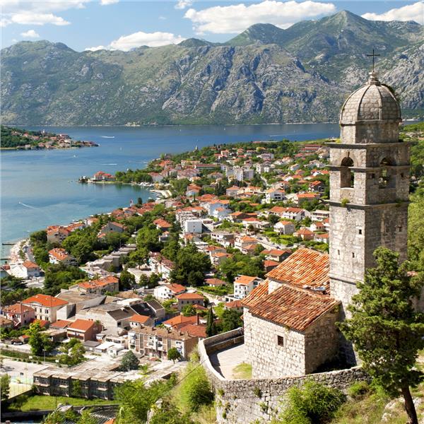 İzmir'den Uçaklı 3 Gece 4 Gün Konaklamalı Budva Turu