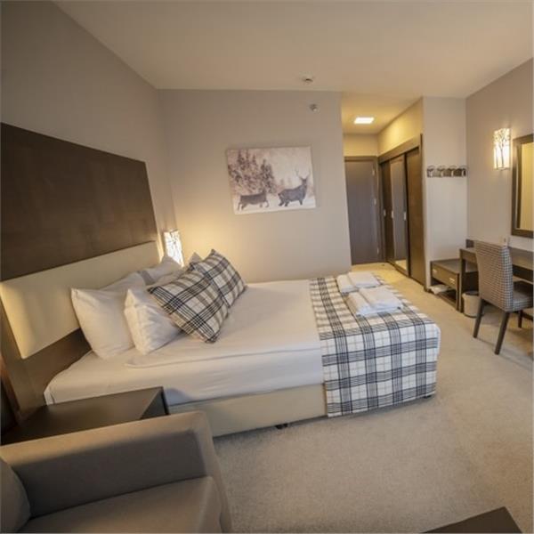 İzmir Çıkışlı 1 Gece 2 Gün Uludağ Karinna Hotel Konaklamalı Kayak Turu