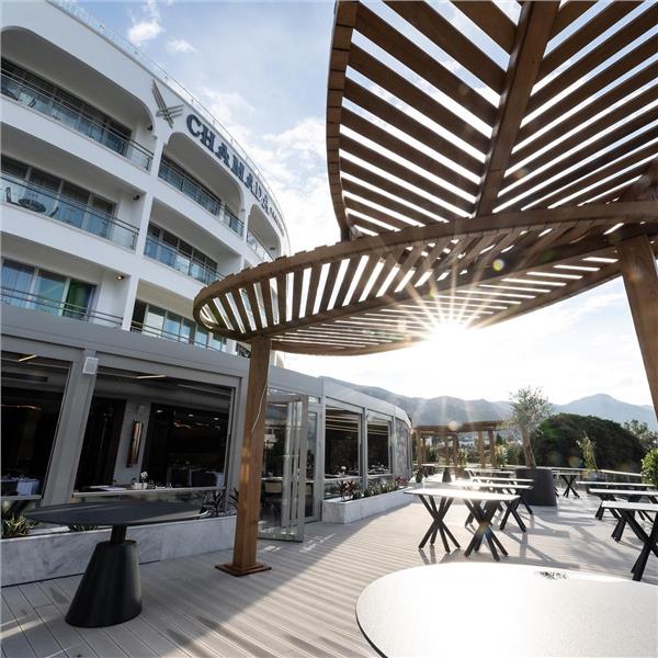 İzmir'den Uçak İle Hareketli Kıbrıs Chamada Prestige Hotel Herşey Dahil Konaklama Seçenekleri