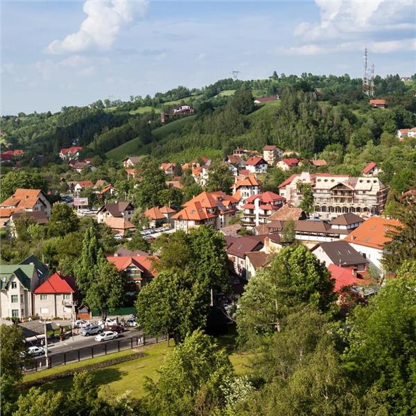 İzmir'den Uçaklı ve 3 Gece 4 Gün Konaklamalı Arnavutluk & Makedonya & Kosova Rotası Turu