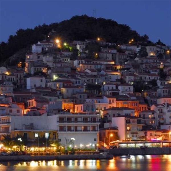 Ayvalık Çıkışlı 2 Gece 3 Gün Konaklamalı Midilli Turu. Üstelik Yunan Taverna Eğlencesi dahil.