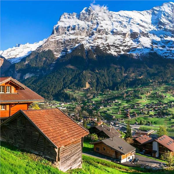 İzmir’den Uçaklı 6 Gece 7 Gün Konaklamalı THY’ye Özel İtalya, Fransa ve İspanya Turu