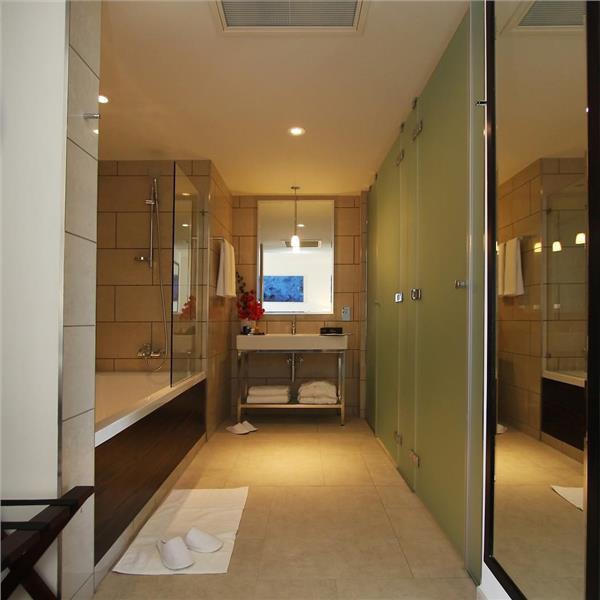 İzmir'den Uçak İle Hareketli Kıbrıs İzmir'den Uçak İle Hareketli Kıbrıs Arkın Palm Beach Hotel Yarım Pansiyon Konaklama Seçenekleri