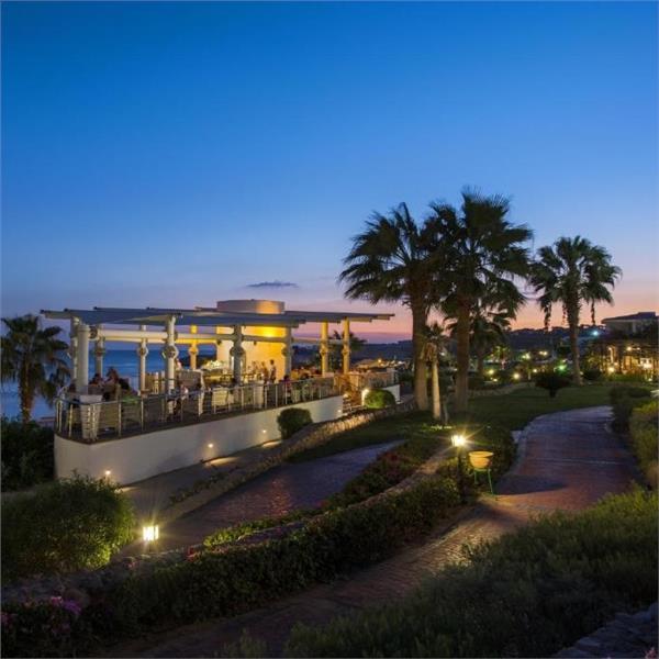 İzmir'den Kalkışlı Uçaklı ve 4 Gece 5 Gün 5 Yıldızlı Concorde El Salam Front Konaklamalı Sharm El Sheikh Turu