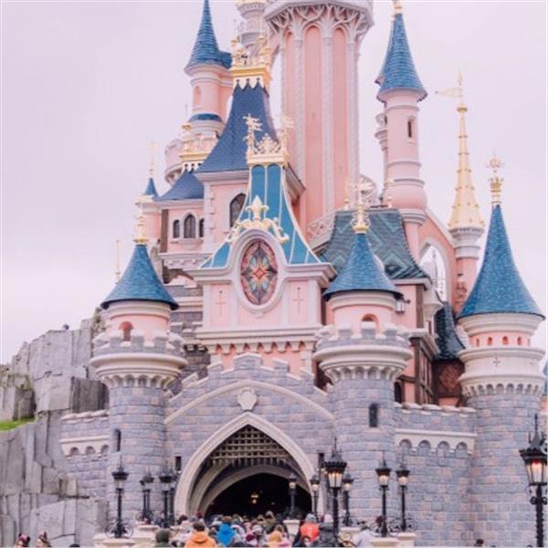 İzmir Çıkışlı 6 Gece 7 Gün Konaklamalı Mega Benelüx & Paris & Colmar & Köln Turu