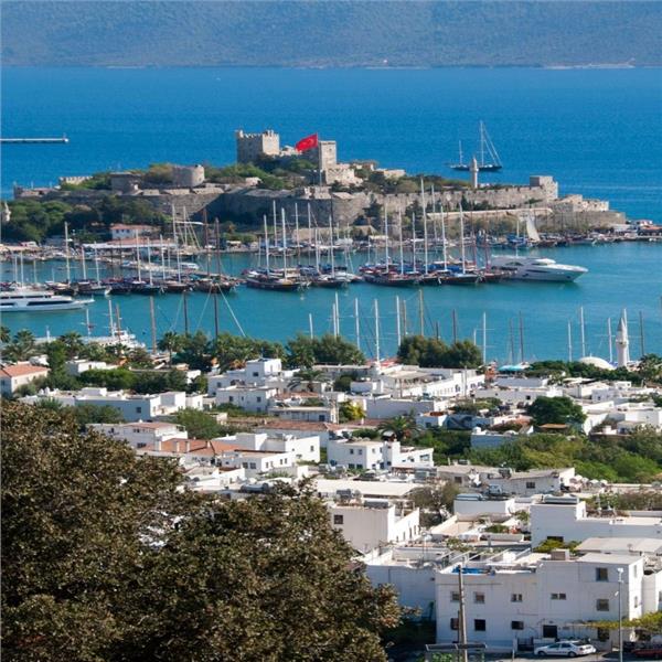  İzmir'den Otobüslü 2 Gece 3 Gün Konaklamalı Marmaris Bodrum Datça Turu