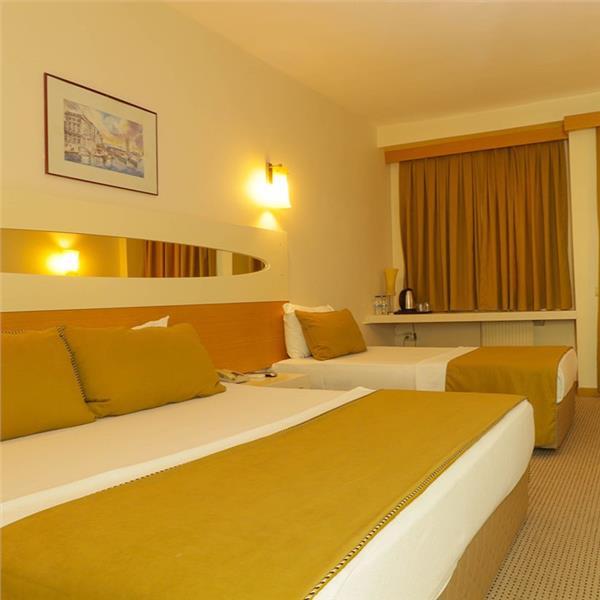 İzmir Çıkışlı Yılbaşı Özel 2 gece 3 gün Yılbaşı Gala Yemeği Dahil 5* Lycus River Thermal & Spa Hotel Konaklama Üstelik Limitsiz Yerli İçecekli