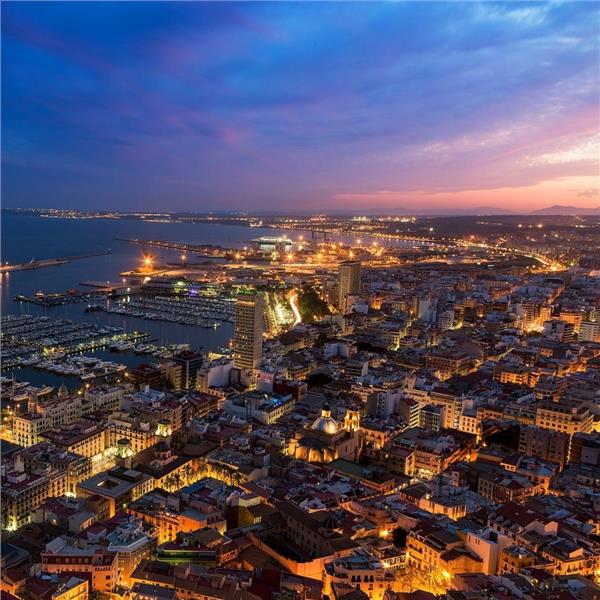 İzmir'den Uçaklı 8 Gece 9 Gün Konaklamalı Büyük Portekiz & İspanya ve Endülüs Turu