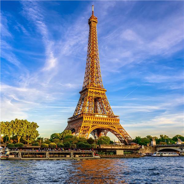 İzmir Uçaklı 5 Gece 6 Gün Konaklamalı Paris & Normandiya & Loire Vadisi Şatolar Turu