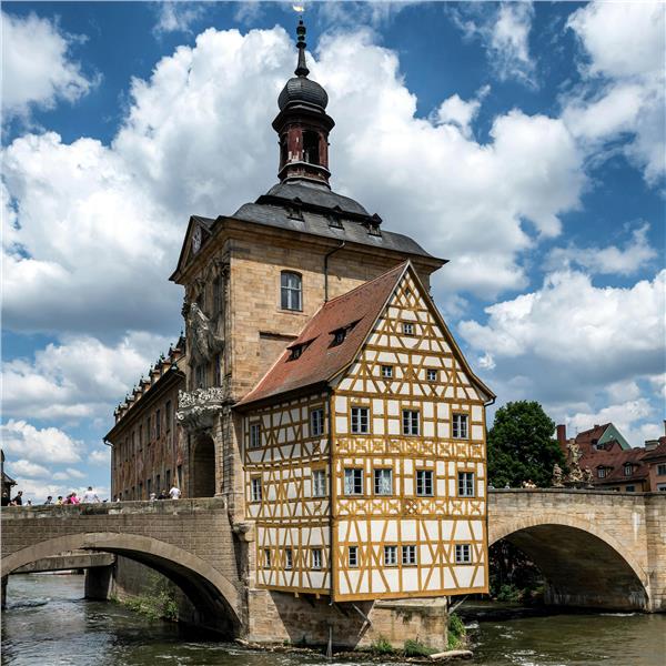 İzmir'den Uçakla 3 Gece 4 Gün Avrupa Masalı Almanya, Fransa Ve İsviçre Turu