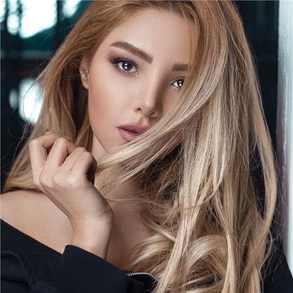 Bayraklı Ömer Ekti, Saç Kesimi, Mikro Kaynak, Dip Boya, ombre ve Keratin botox