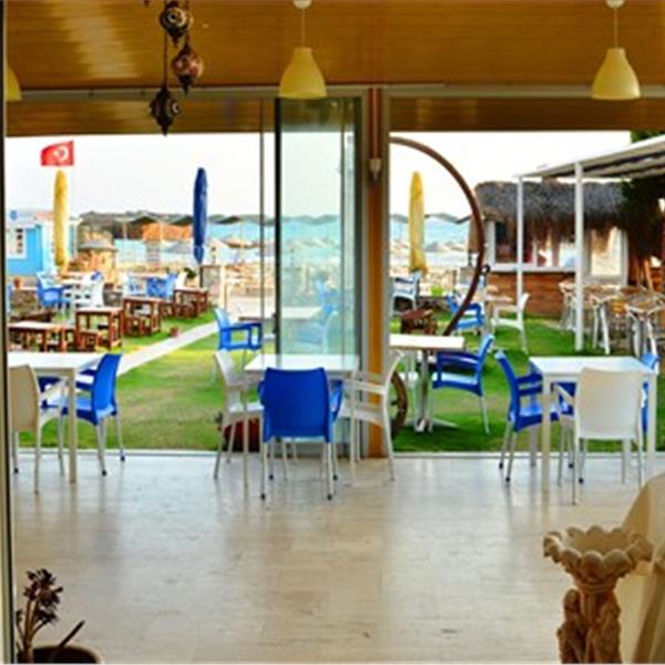 Gümüldür Mavi Deniz Otel Konaklama ve Açık Büfe Kahvaltı Dahil Sevgililer Günü G