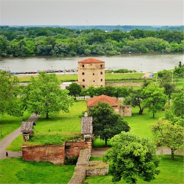 İstanbul'dan Uçak İle Kalkışlı 3 Gece 4 Gün Otel Seçenekleri İle Konaklamalı Zemun Turu Dahil Sırbistan Belgrad Turu