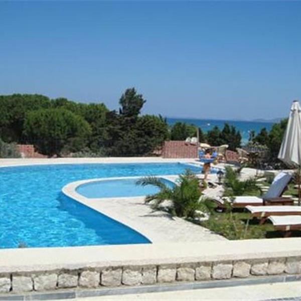 Dolina Butik Otel'de Havuz Kullanımı & Kahvaltı ve Yemek Seçenekleri