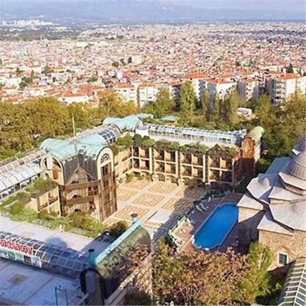 İzmir Çıkışlı Yılbaşı Özel 2 gece 3 gün Konaklama ve Limitsiz Yerli İçecekli Yılbaşı Gala Yemeği Dahil Bursa Uludağ Turu.