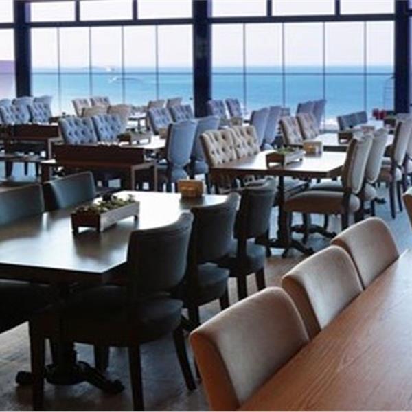 Konak Pasaport Pier Hotel'de Deniz Manzarası Eşliğinde Açık Büfe Kahvaltı Keyfi