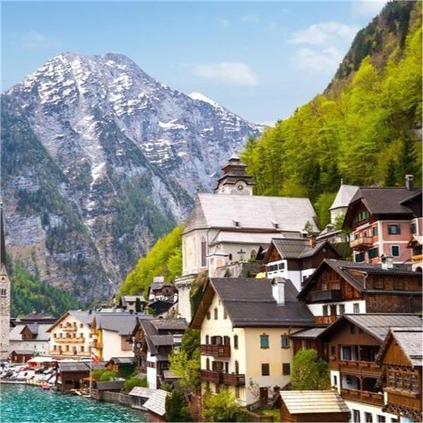 İzmir'den Uçaklı Ramazan Bayramı Özel 4 Gece 5 Gün Konaklamalı Münih & Hallstatt Salzburg & Viyana Turu