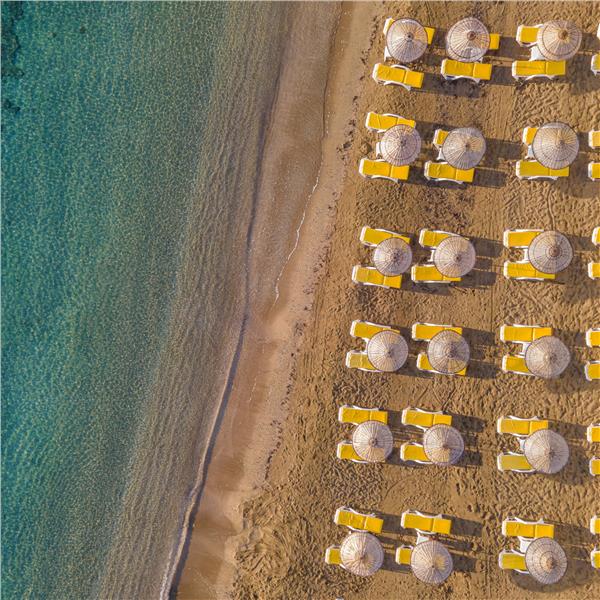 İzmir'den Uçak Bileti ve Otel Transferi Dahil 2 Gece ve 3 Gün Konaklamalı Kıbrıs Salamis Bay Conti Resort Hotel'de Gülden Yılbaşı Galası