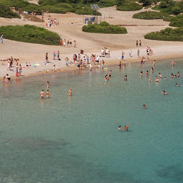 İzmir Çıkışlı günübirlik Öğle Yemeği dahil Çeşme Tekne ve Alaçatı Turu