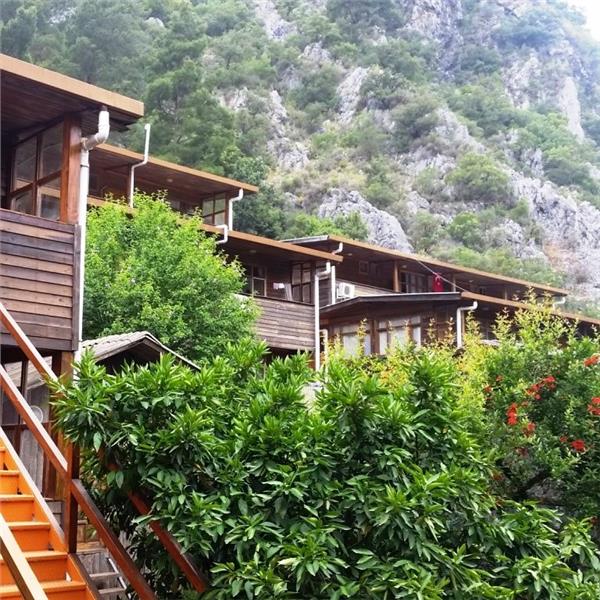 İzmir Çıkışlı 3 gece 4 gün Bungalow konaklamalı Olympos Tatil Turu. Kaputaj Plajı, Tekne Turu, Suluada, Phaselis, Adrasan ile Eğlence dolu bir tatil keyfi.