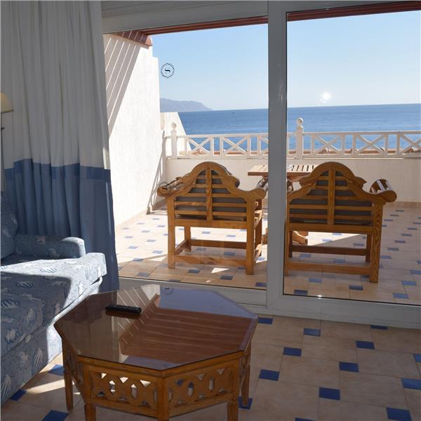 İzmir'den Uçak İle Çıkışlı 3 Gece 4 Gün 5 Yıldızlı Sheraton Sharm Hotel Konaklamalı Sharm El Sheikh Turu