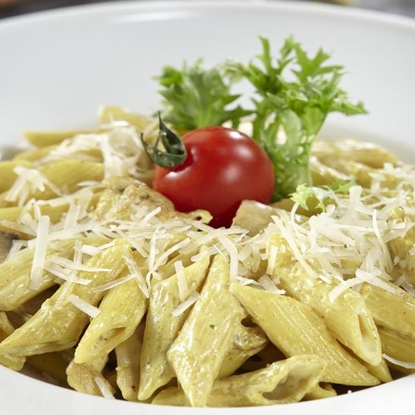 Bornova Cooksta Cafe'de 2 kişilik soğuk içecekli Makarna veya pizza menüleri