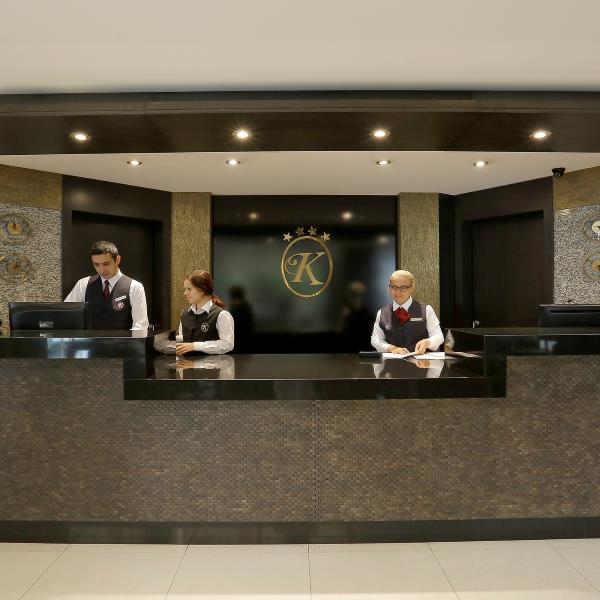 İzmir’in İlk Business Class Oteli Kaya Prestige Hotel’de Açık Büfe Kahvaltı Dahil Konaklama