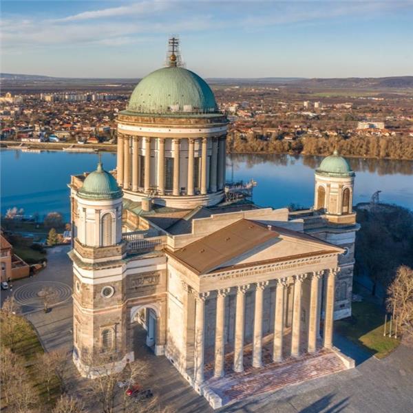 İzmir'den Uçaklı 5 Gece 6 Gün Konaklamalı Orta Avrupa Yıldızları Ve Almanya Turu