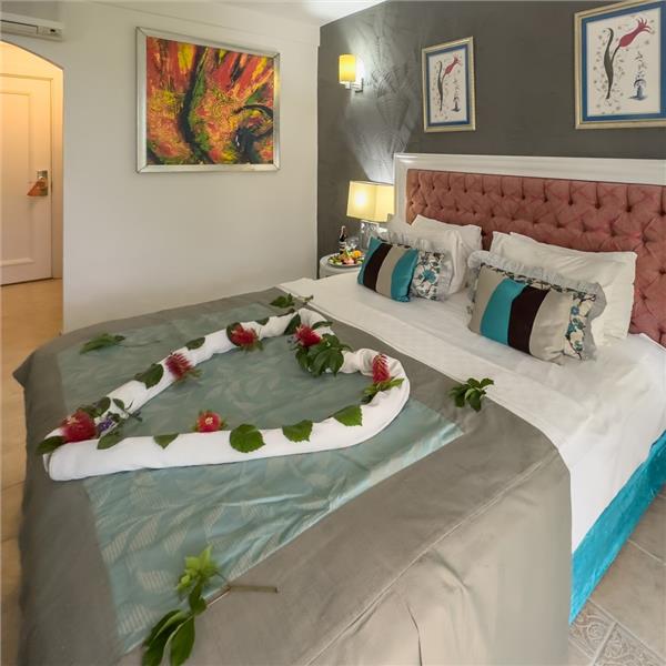 Her Şey Dahil 4 Yıldızlı Bodrum Tiana Beach Resort Hotel
