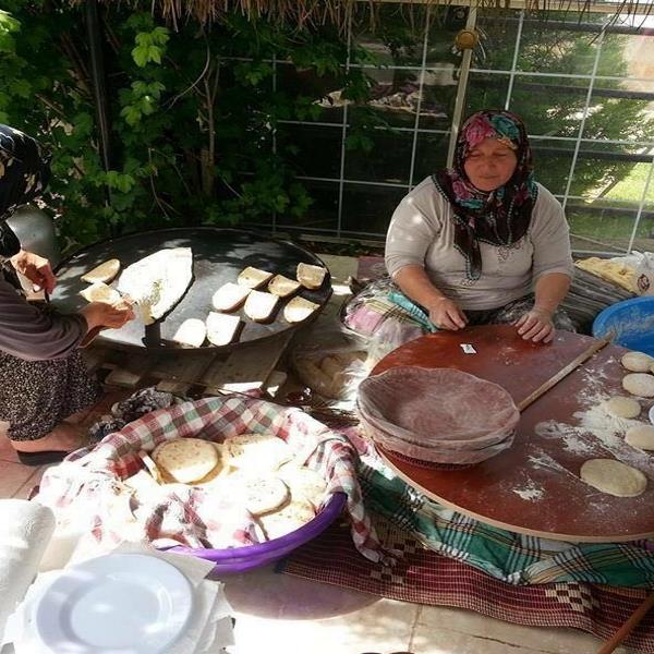 Çiçekliköy Yeni Asmalı’da Muhteşem Doğasıyla Ramazan Boyunca İftar Menüsü
