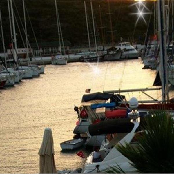 Teos Mono Marina