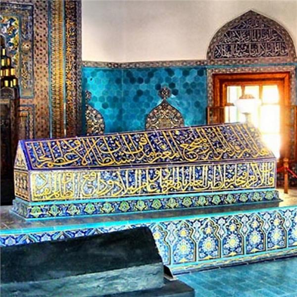 İzmir Çıkışlı Yılbaşı Özel 1 gece 2 gün Termal Otel Konaklama ve Limitsiz içecekli Yılbaşı Gala Yemeği Dahil Bursa Uludağ Turu.