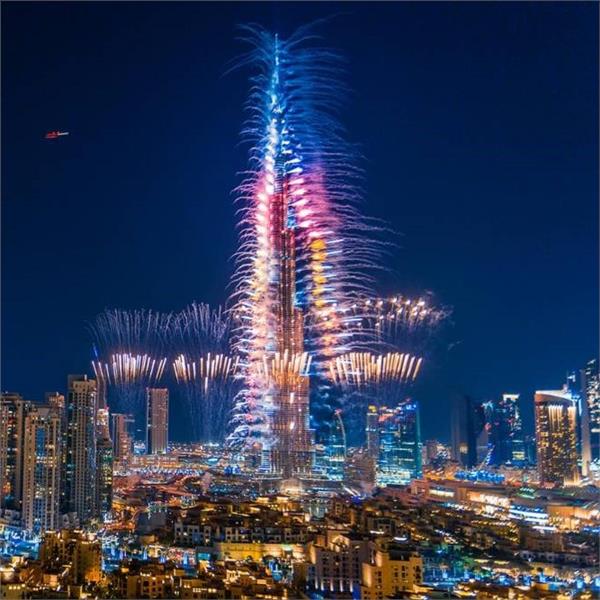 İzmir Uçak İle Hareketli 3 Gece 4 Gün Konaklamalı Yılbaşı Özel Dubai Ve Abu Dhabi Turu