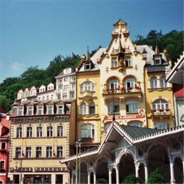 İzmir Otobüs İle Çıkışlı 8 gece 9 gün Konaklamalı Orta Avrupa Turu