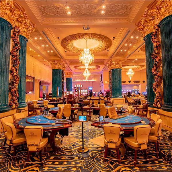 İzmir'den Uçak İle Hareketli 2 Gece Ve 3 Gece Lord's Palace Hotel Konaklama Seçenekleri İle Kıbrıs Turu