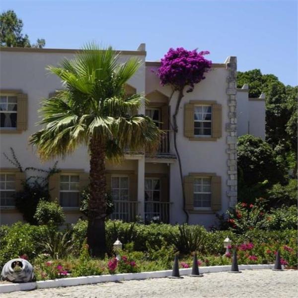 Her Şey Dahil 4 Yıldızlı Golden Museum Resort & Spa