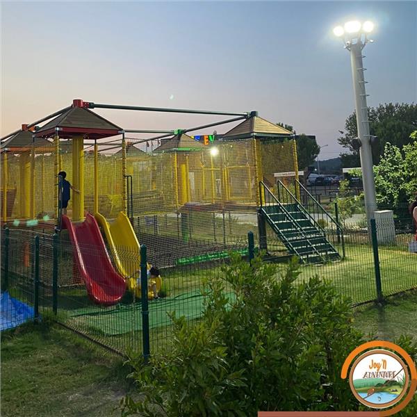 Joy’n Adventure Ters Ev Giriş Ve Hamburger Menü Seçenekli Sınırsız Eğlence 