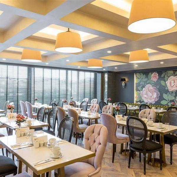 Gaziemir DoubleTree By Hilton İzmir Airport’ta Açık Büfe Kahvaltı