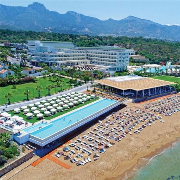 İzmir'den Kalkışlı 3 Gece 4 Gün Uçak, Transfer, Konaklama ve Yılbaşı Galası İle 2024 Kıbrıs Yılbaşı Özel Turu