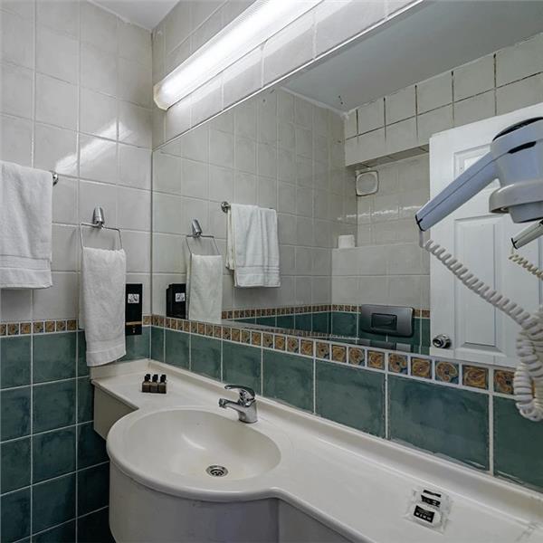 İzmir Çıkışlı 2 gece 3 gün Er-Ta Soyak Hotel Dağ Konaklamalı Bursa Uludağ Kayak Turu