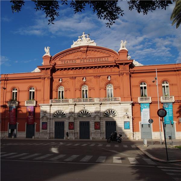 İzmir'den Otobüslü 15 Gece 17 Gün Konaklamalı Büyük Avrupa Turu