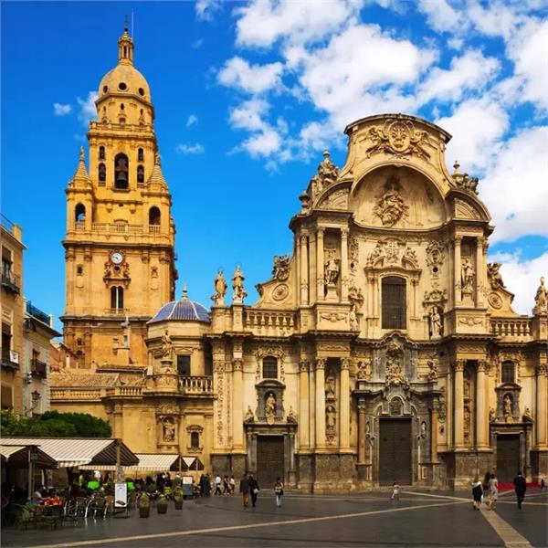 İzmir'den Uçaklı 8 Gece 9 Gün Konaklamalı Boydan Boya Büyük Portekiz, İspanya ve Endülüs Turu