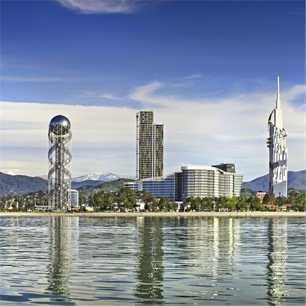 İzmir'den Uçaklı Yılbaşı Özel 2 Gece 3 Gün La Quinta By Wyndham Hotel Konaklamalı Gala Seçenekli Batum ve Ayder Yaylası Turu