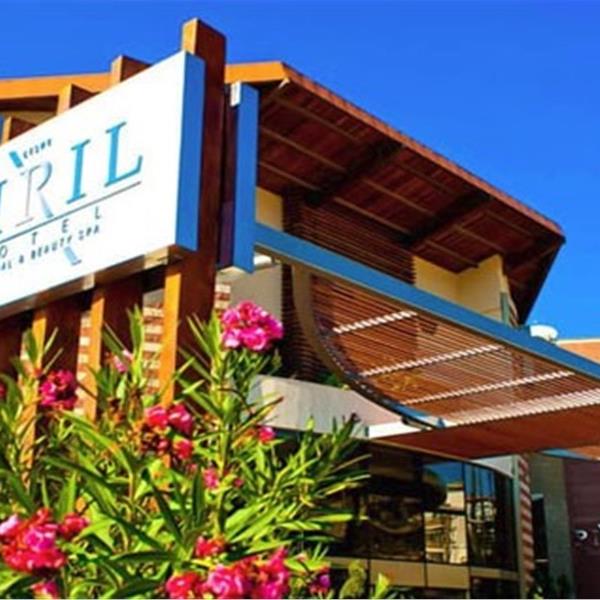 Çeşme Pırıl Otel'de Çift Kişilik Yarım Pansiyon Konaklama Seçenekleri