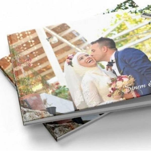 Büyük boy 32 sayfa Kişiye Özel fotoğraflarınızdan oluşan Foto kitap