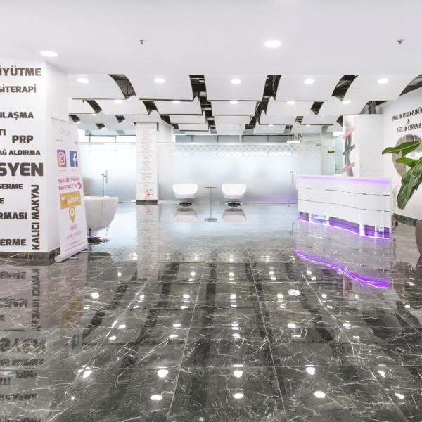 Alsancak Estrella Güzellik kimyasal peeling ile leke, sivilce, kırışıklık bakımı