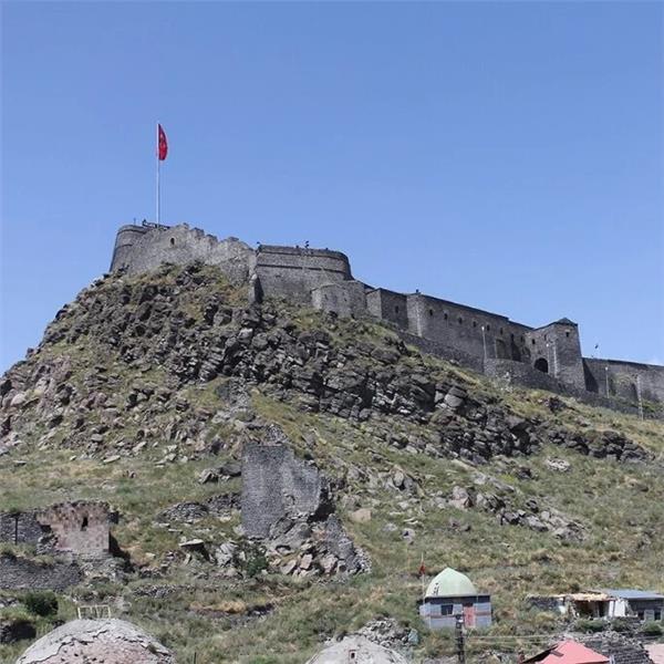 Sevgililer Günü Özel İzmir'den Uçak İle Turistik Doğu Ekspresi Tren Konaklamalı 3 Gece 4 Gün Doğu Ekspresi Turu