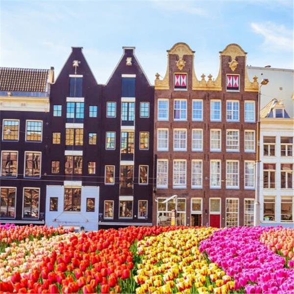 İzmir'den Uçaklı 5 Gece 6 Gün Konaklamalı Avrupa Esintileri Paris Disneyland Turu